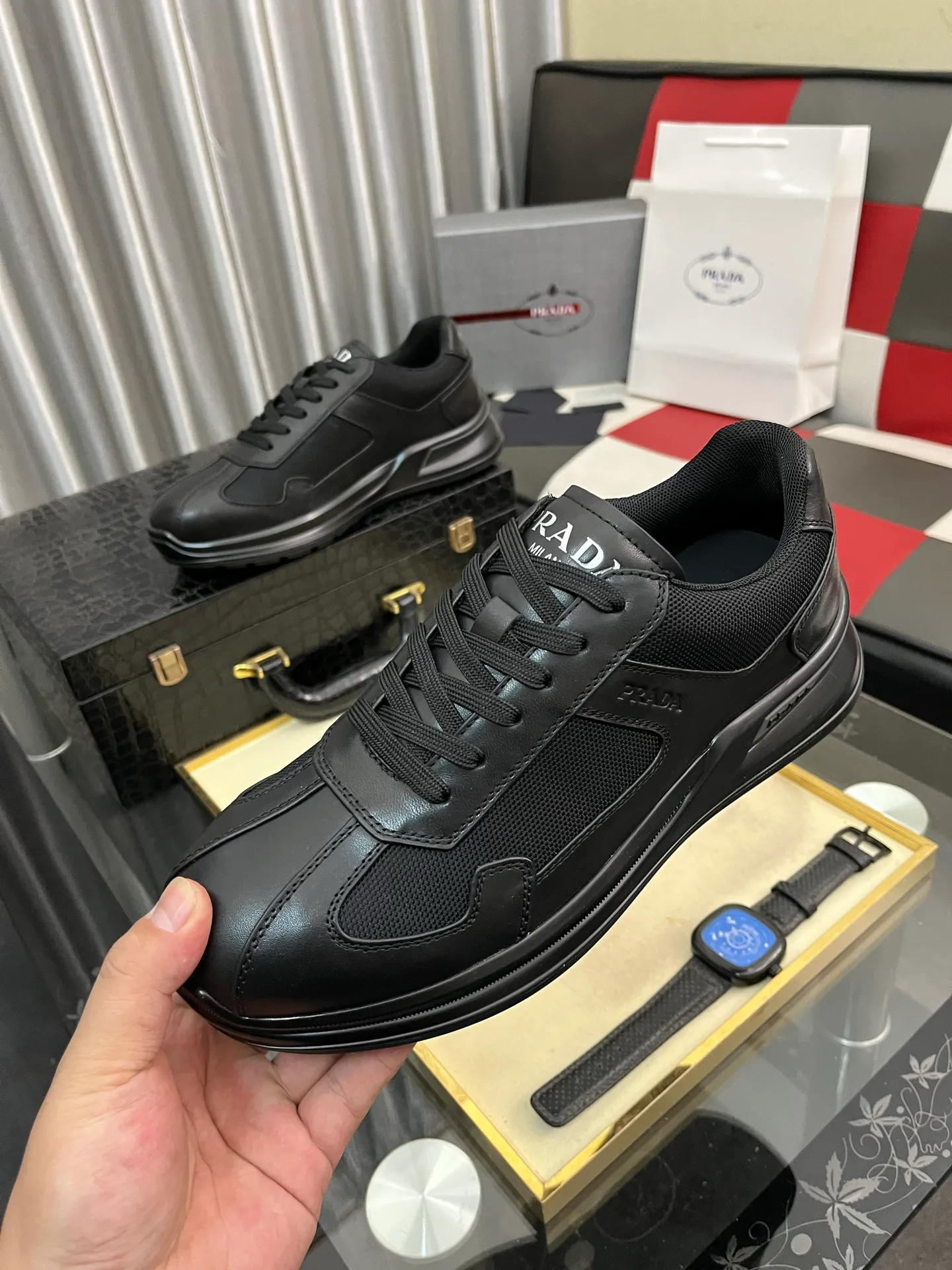 Men's shoes 💰600⌚️⌚️【PRADA】Prada casual shoes, originally developed 1:1, made of high-mercerized cowhide with imported cowhide, silk sheepskin lining, rubber outsole, comfortable and soft on the foot, size: 38-442️⃣Colors available